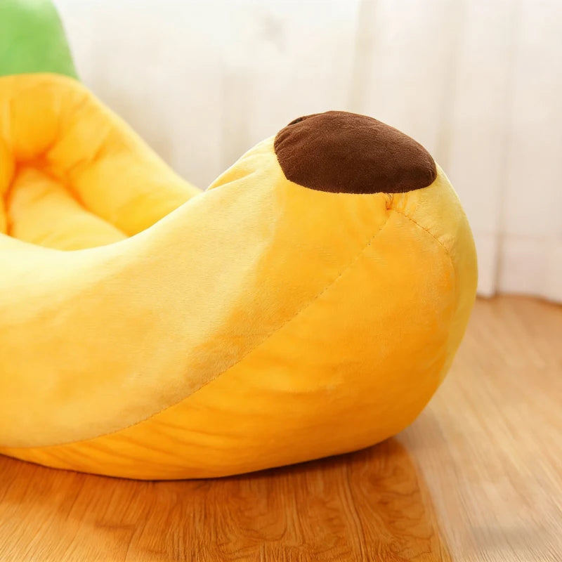 Banana Shaped Plush Pet Bed | All-Season Soft Warm Nest for Cats & Dogs