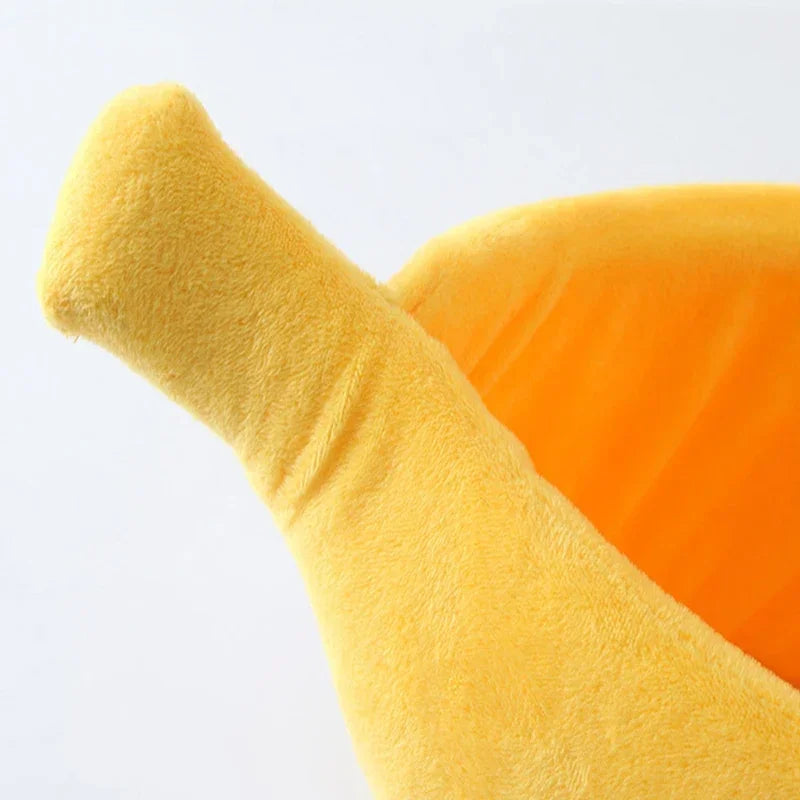Banana Shaped Pet Bed | Cozy Warm Cushion Nest for Cats & Dogs